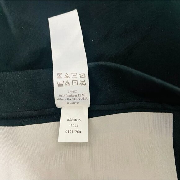 SPANX Size Large Shaping Bottom Black Slimming Smoothing Black Mid Thigh - Picture 8 of 8